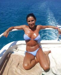 Romanian girls: raluca