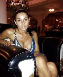 Romanian girls: raluca