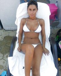 Romanian girls: raluca
