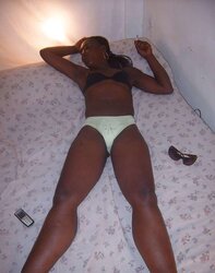 African honeys with camel-toe muff