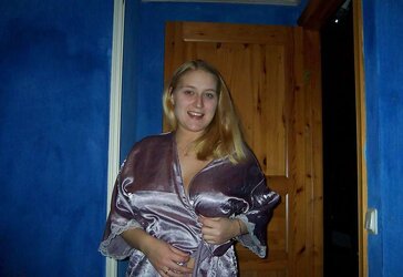 Big-Titted swedish woman in the shower