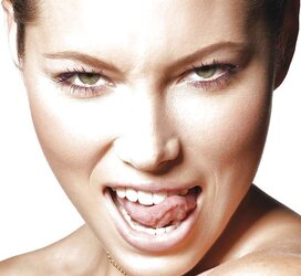 JESSICA BIEL :)