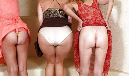 3 mature gal do striptease.