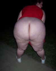 Jessica outside