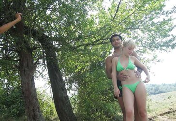 Claudia si prietenii sai II (Bucuresti Romania)