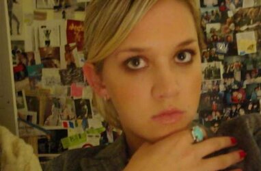 Real Fledgling Set: Super-Hot Blond Selfshooter