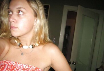 Real Fledgling Set: Super-Hot Blond Selfshooter