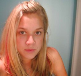 Real Fledgling Set: Super-Hot Blond Selfshooter