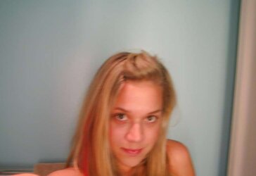 Real Fledgling Set: Super-Hot Blond Selfshooter