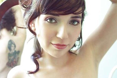 SG Chilena, Iluvenis - Uber-Cute