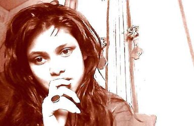 Teenager (Desi Dame)