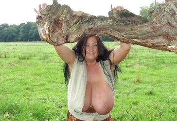 Huge Dangling Titties
