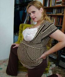 Kore - pregnant