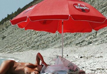 I am a beach naturist