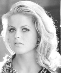 Karin Schubert