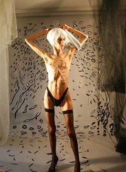 Anorexic gals ... is that indeed magnificent?