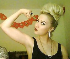 Facebook Bitches- Gabrielle
