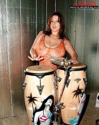 Chloe Vivrier as Goddess of Bongo