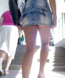 Some super-steamy stunner upskirt pictures