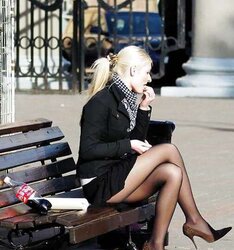 Some super-steamy stunner upskirt pictures