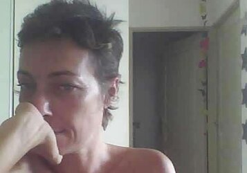 French Mummy cathymu from cam4 (45yo)