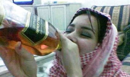 HIJAB TRAMPS