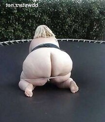 Plumper backsides bevy