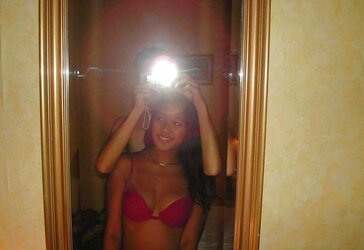 Fleshy asia GIRLFRIEND like a rock hard boner