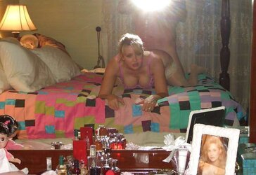 Light-Haired steaming tart