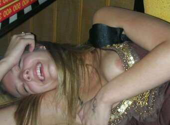 Luxurious Nipslip 9 by Voyeur TROC ( Bday Soiree)