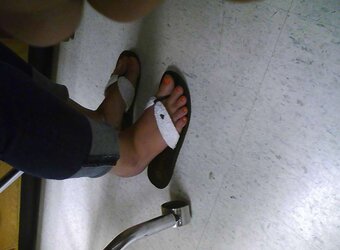 Gorgeous Soles and toes of some of my mates :)