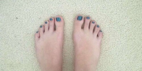 Gorgeous Soles and toes of some of my mates :)