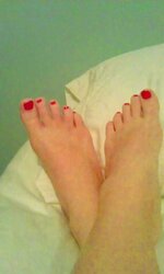 Gorgeous Soles and toes of some of my mates :)