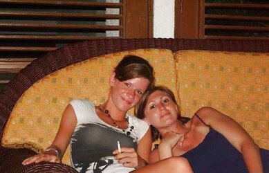 Welche ist geiler (Which one is sexier) two ?