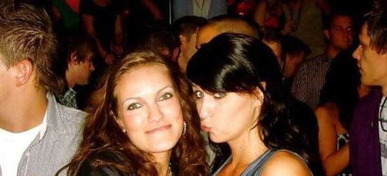 Welche ist geiler (Which one is sexier) two ?