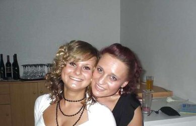 Welche ist geiler (Which one is sexier) two ?