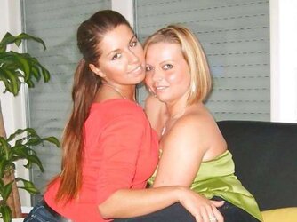 Welche ist geiler (Which one is sexier) two ?