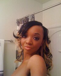 Inexperienced donk honey self photos