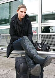 Chicks In Footwear