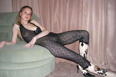 Chicks In Footwear