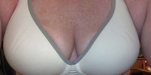 Chubby Mature Wifey