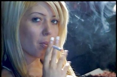 Smoking Fetish Diva JoannaQ