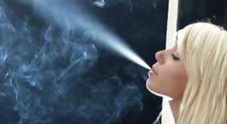 Smoking Fetish Diva JoannaQ