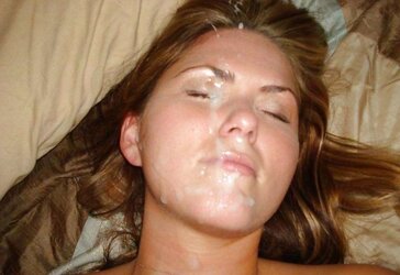 DEEP-THROATING WOMEN