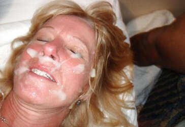DEEP-THROATING WOMEN
