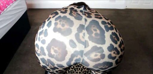 FAT BUM LEOPARD LEGGINGS VPL UNDIES HIGH-HEELED SHOES ELASTIC RUMP SHOE