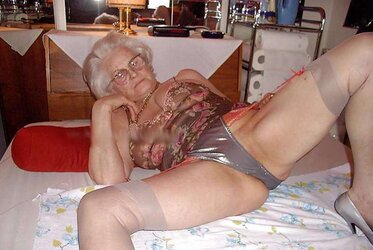 Timeless nylon queens of all ages