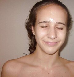 Red-Hot and sloppy teenager flashes her goodies