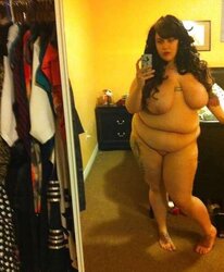 OUTSTANDING PLUMPER FEMMES