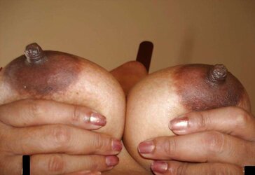 Indian Vizag PLUMPER Aunty Courtsey Nandkok